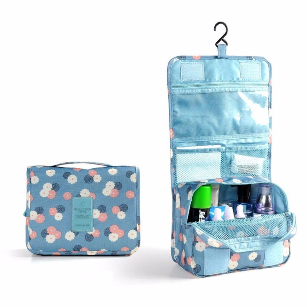 The Best Women's Hanging Travel Toiletry Bags 2026 | The Outdoors blog